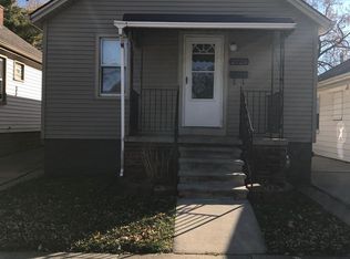 2725 Stephens St, Dearborn, MI 48124