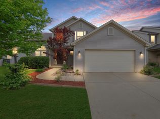 305 Gentian, Savoy, IL 61874