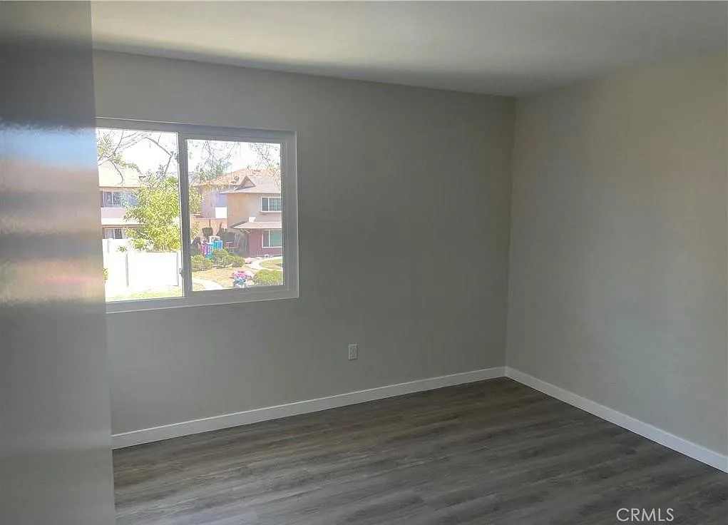 2 bed, 1.0 bath, 880 sqft, $2,600 — Photo 4