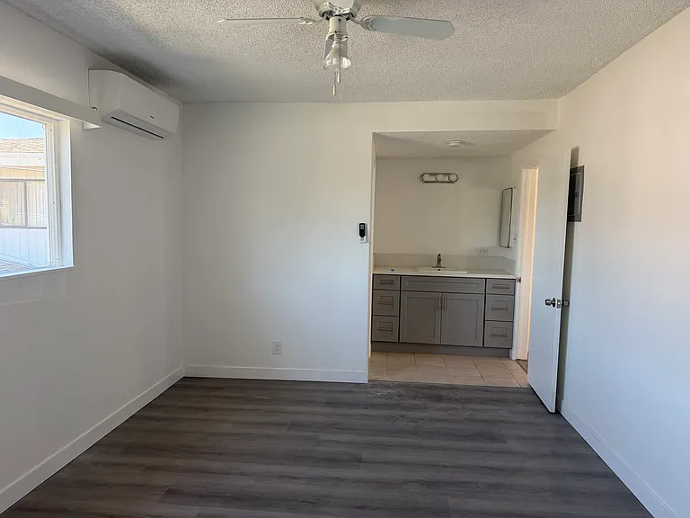 720 S Sierra Vista Ave #C — Photo 13