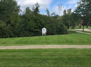 1074 Santa Fe St, Bartlett, IL 60103