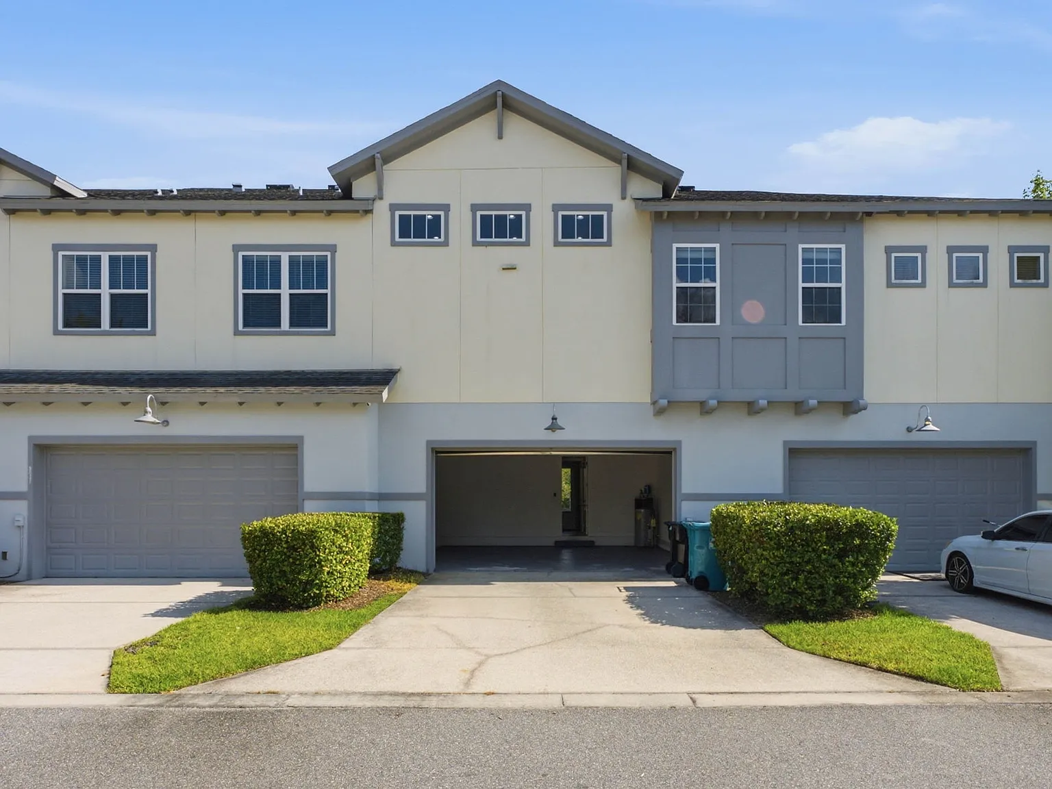 2 bed, 1644 sqft, $2,800 — Photo 3