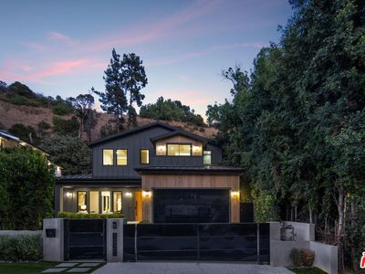 1530 N Beverly Dr, Beverly Hills, CA, 90210