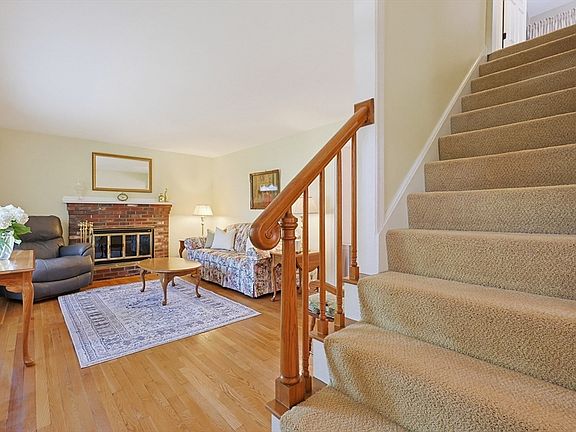 2nd image of 141 Russell Rd