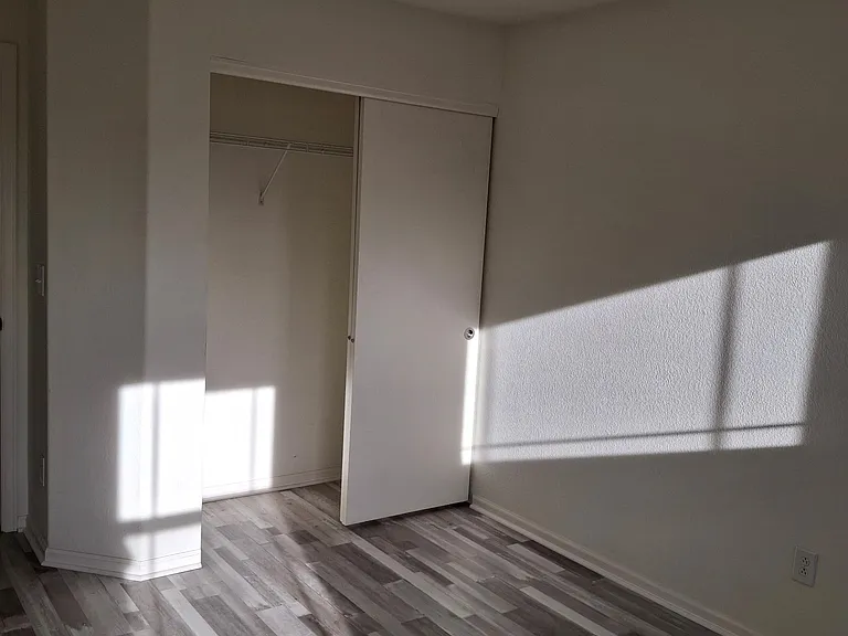 458 Bonanza Dr — Photo 18