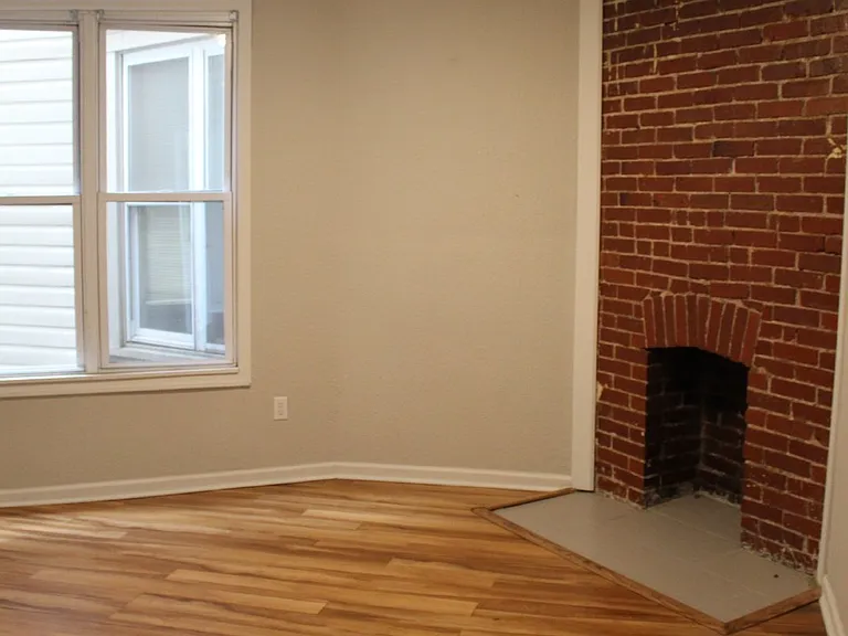 114 W 8th Ave #3C — Photo 7