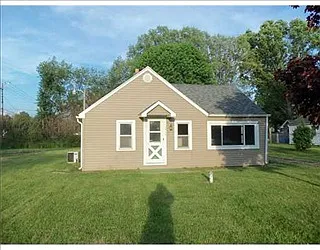 52314 Prescott Ave photo 1