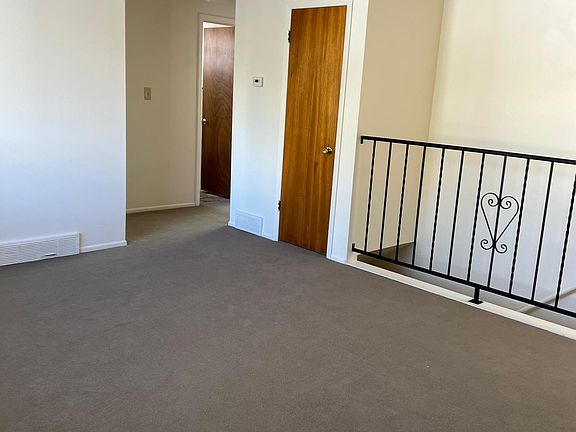 Livingroom from door