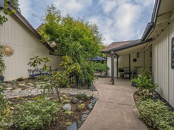 3rd image of 500 W Riverview Cir