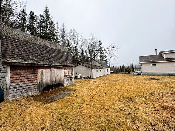 5th image of 69 Boyd Rd