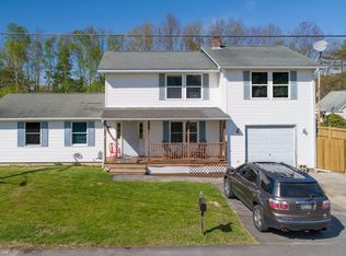 20 Ellis St, Lewiston, ME 04240