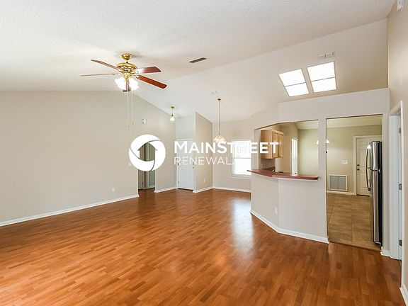 5th image of 605 Abbey Ct