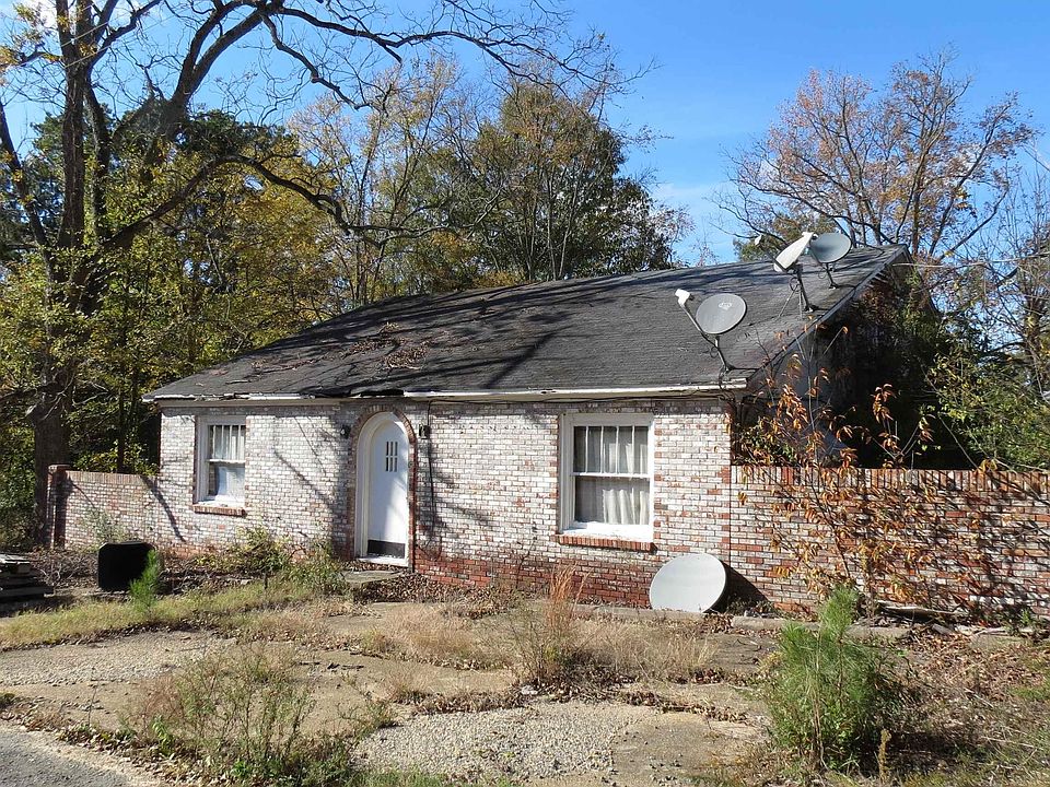 2nd image of 103 5th St