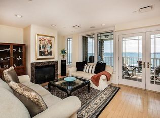 225 Humphrey St APT 5, Swampscott, MA 01907