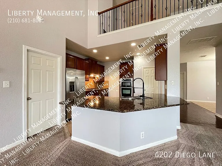 6202 Diego Ln — Photo 14