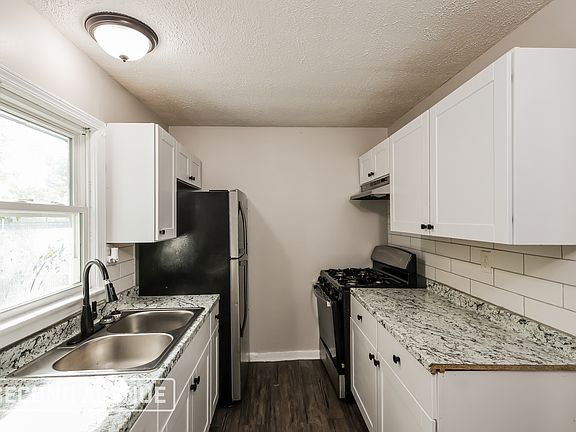 5th image of 459 S 41st St
