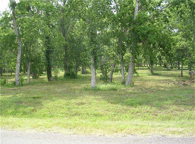 1st image of 32126 Rolling Woods Trl