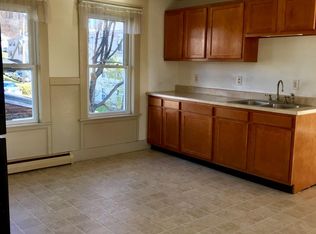 145 Northern Ave APT 3, Augusta, ME 04330