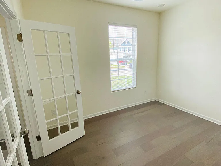 2897 Yeager Dr — Photo 12