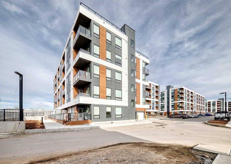 1st image of 8500 S 19th Ave SE #1104