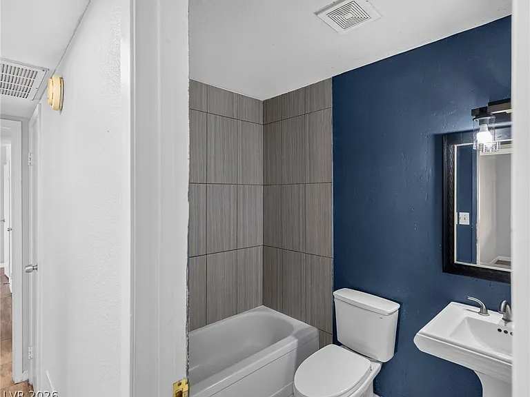 6417 Placer Dr — Photo 13