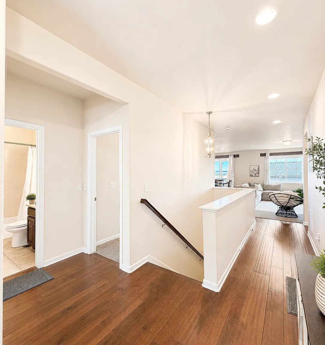 3 bed, 3176 sqft, $3,100 — Photo 4