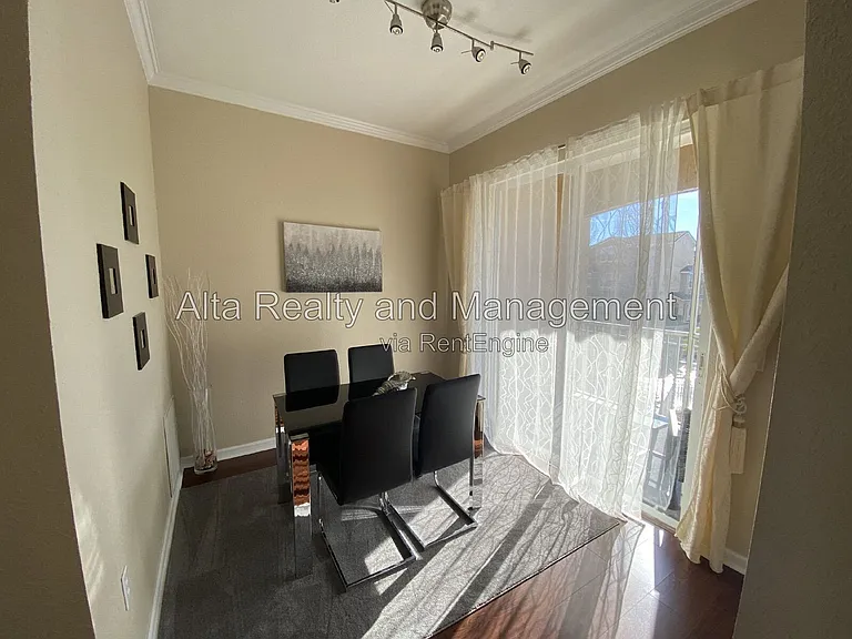 10075 Gate Pkwy N #2405 — Photo 9