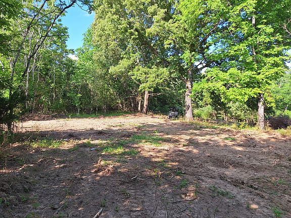 4th image of 1 Bone Cave Rd