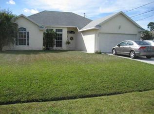 1540 SW Crater Ave, Port Saint Lucie, FL 34953
