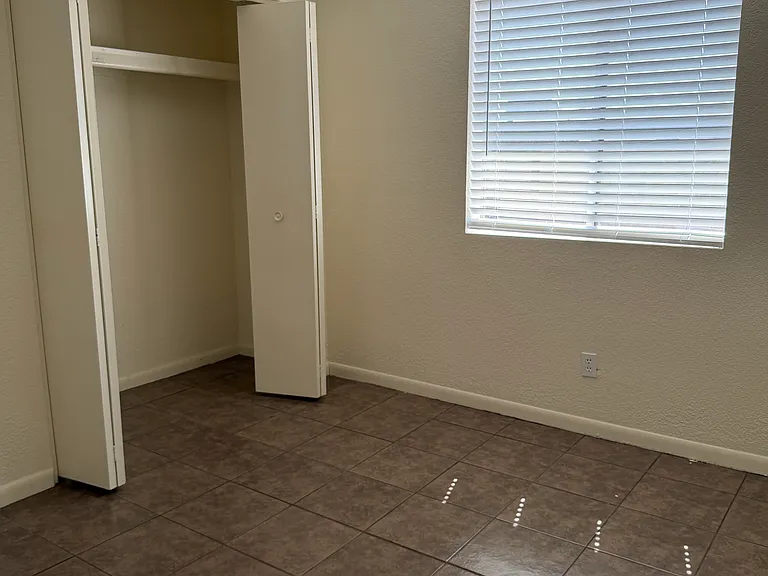 1420 E Brown St #B — Photo 14