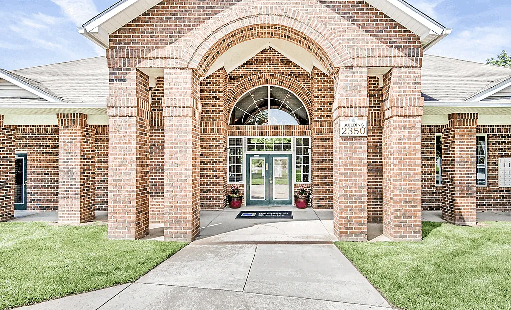 Creekside At Bellemeade Apartments — Photo 2