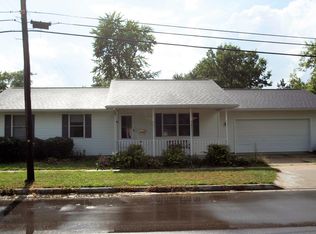 717 S Lincoln Ave, Three Rivers, MI 49093