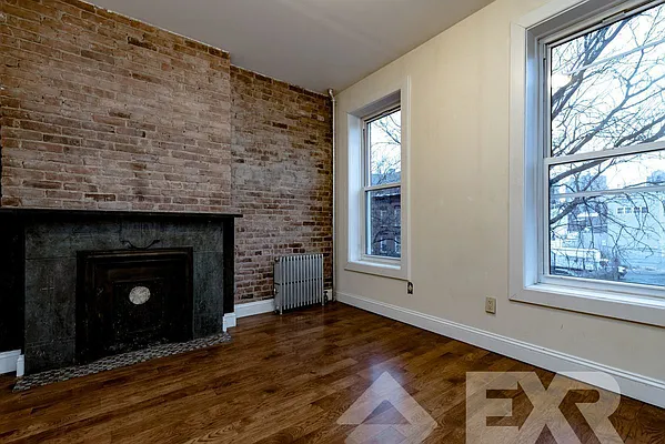 Rented by EXR | media 11