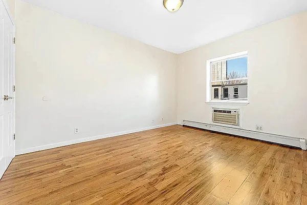 Rented by Highline Residential | media 13