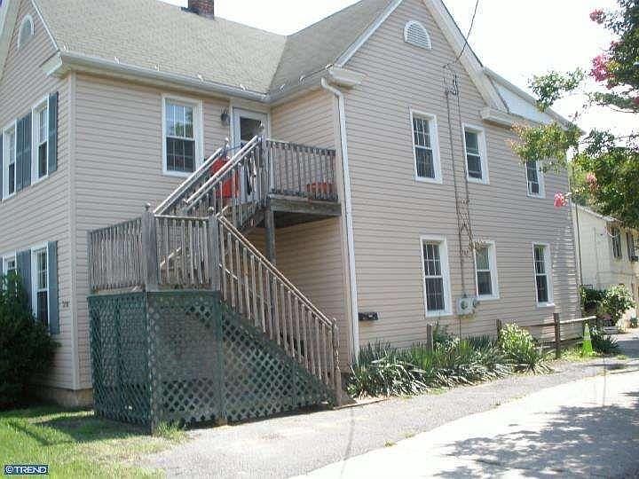 1st image of 318 N Broadway APT B