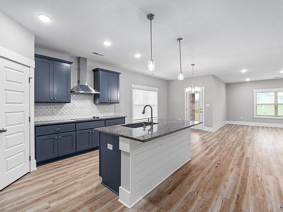 2nd image of 216 Irish Hill Dr