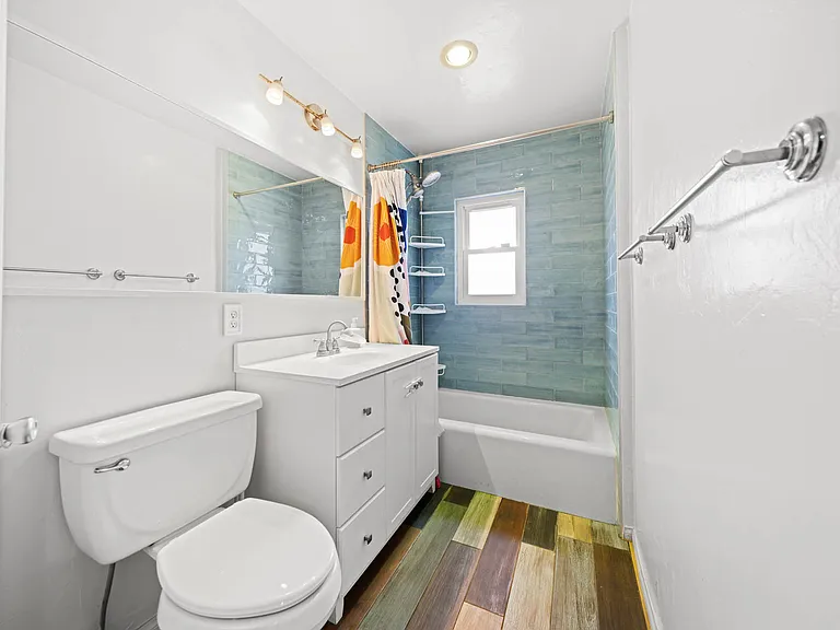70 Leanna St — Photo 26
