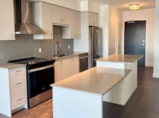 15 Glebe St #1311, Cambridge, ON N1S0C3