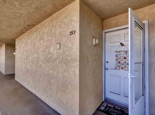 393 E Surfside Dr, Port Hueneme, CA 93041