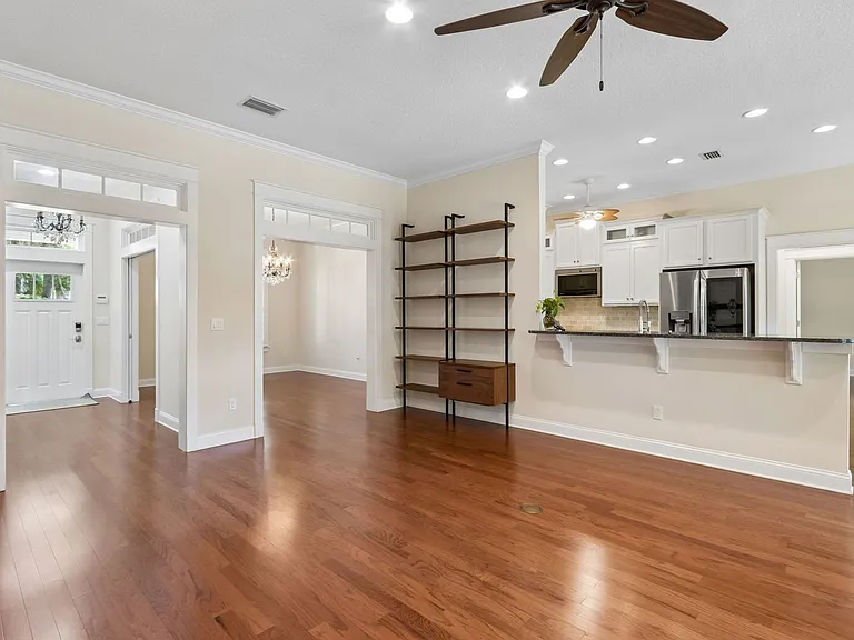 1600 Highland Dunes Way — Photo 14