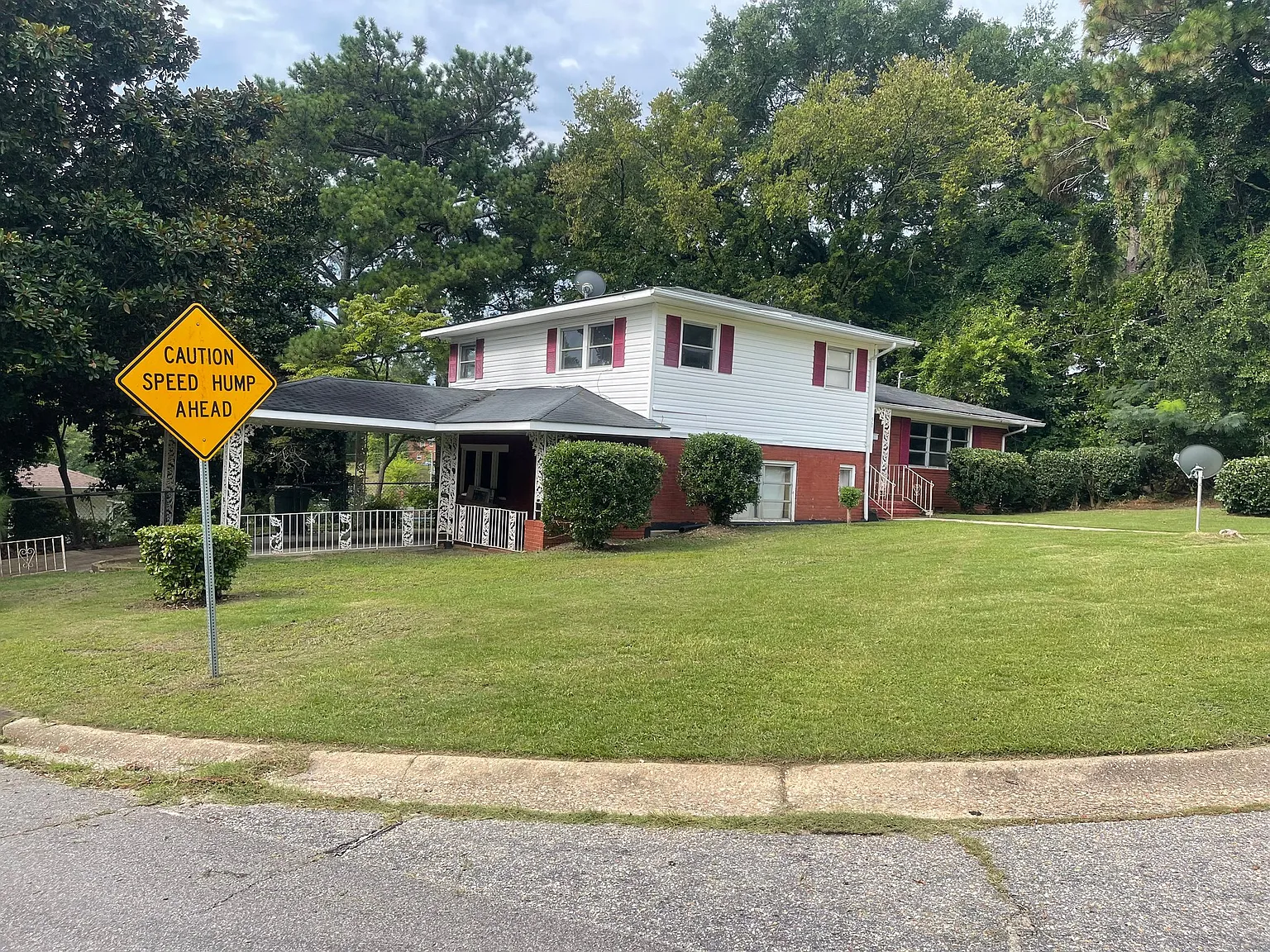 501 Spaulding street — Photo 1