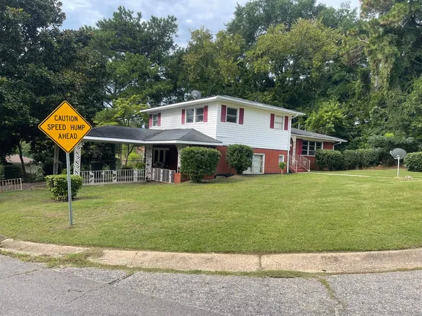 501 Spaulding St, Fayetteville, NC 28301
