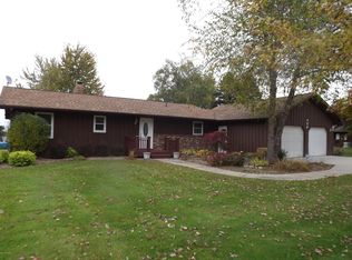 326 Lake Point Dr, Lake Odessa, MI 48849