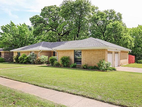 4th image of 3305 Western Bluff Ct