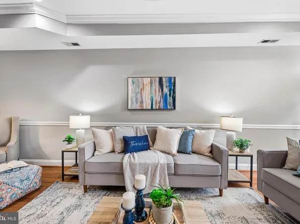 2 W Clement St, Baltimore, MD 21230