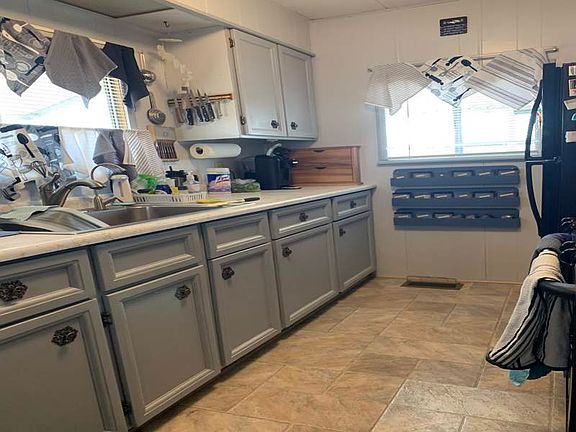 4th image of 4065 E University Dr #152