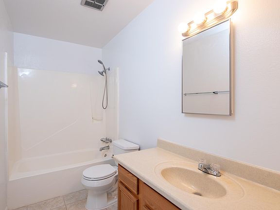5th image of 3006 N Sparkman Blvd