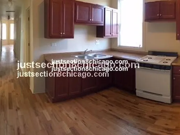 420 N Albany Ave #1, Chicago, IL 60612
