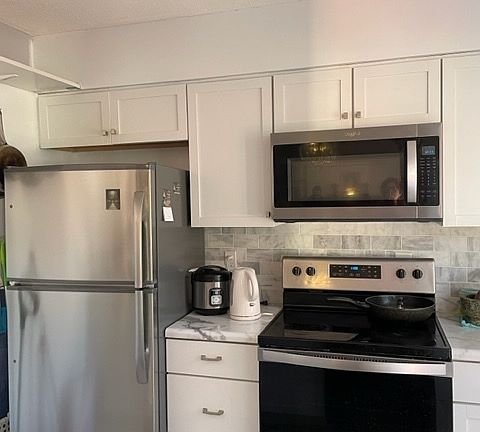2nd image of 7918 Vineyard Dr