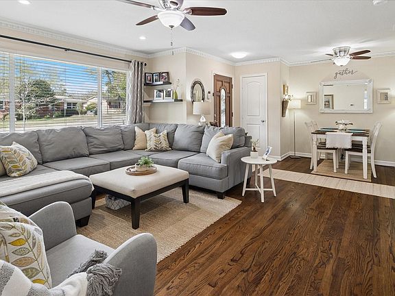 2nd image of 846 Peavy Rd